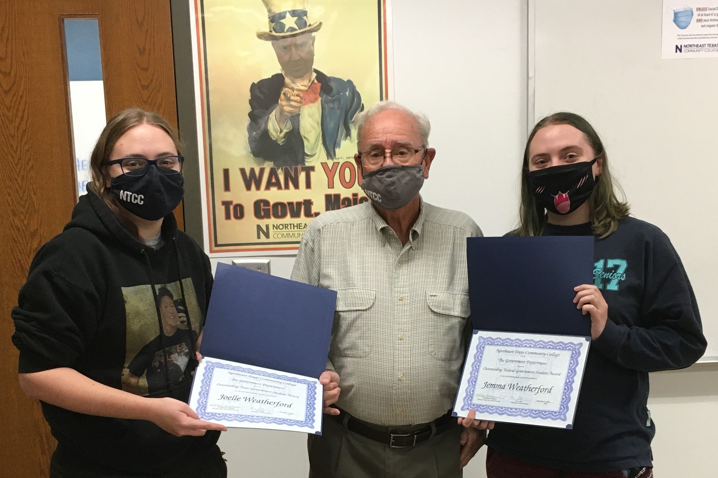 Weatherford sisters with Rex Allen