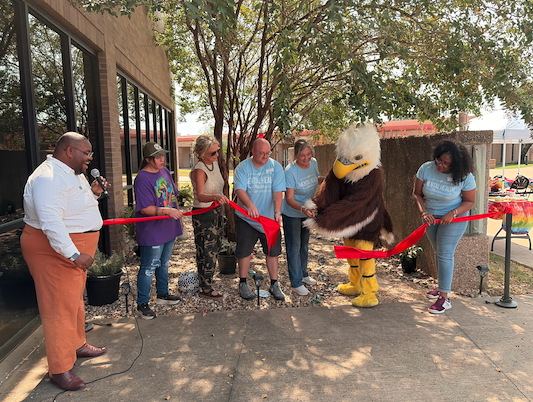Active Minds celebrates opening of The Mindful Nest with ribbon cutting event