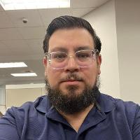 Laurencio Velazquez - College Navigator
