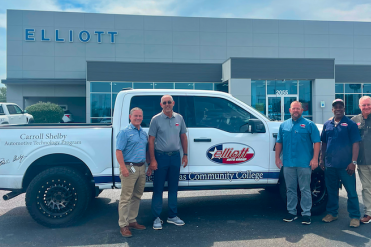 elliott truck presentation