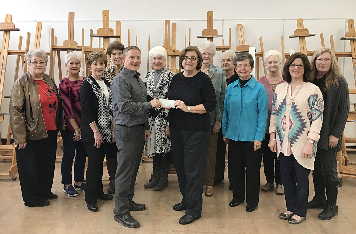 Mount Pleasant Fine Arts Club gives scholarship Northeast Texas
